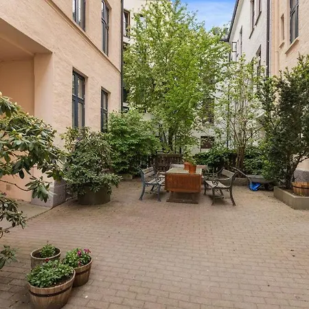 דירה Nydelig Leilighet Med Klassiske Detaljer *